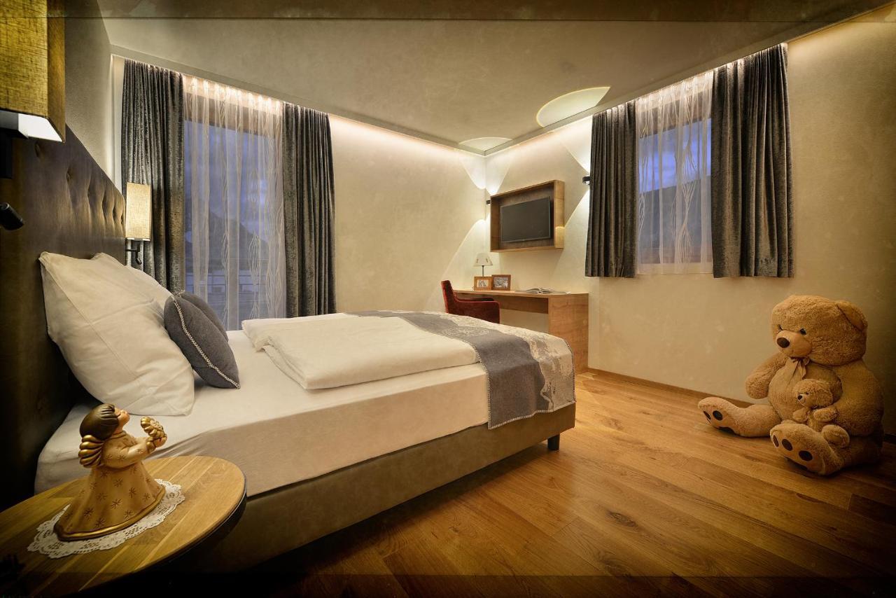 Roberta Loft - Rooms And Apartments ลีวินโญ ภายนอก รูปภาพ